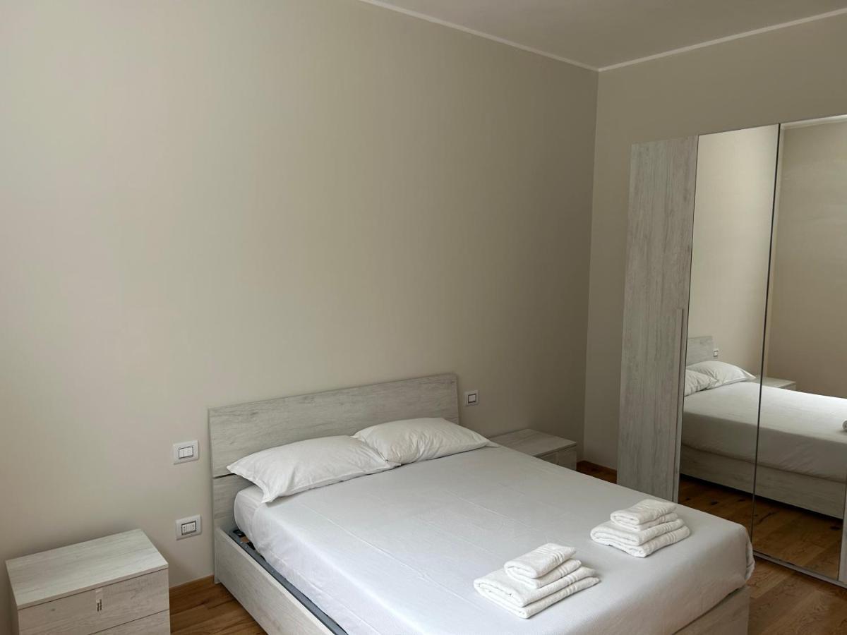 Moscova Luxury Bruno Apartment Milano Eksteriør bilde